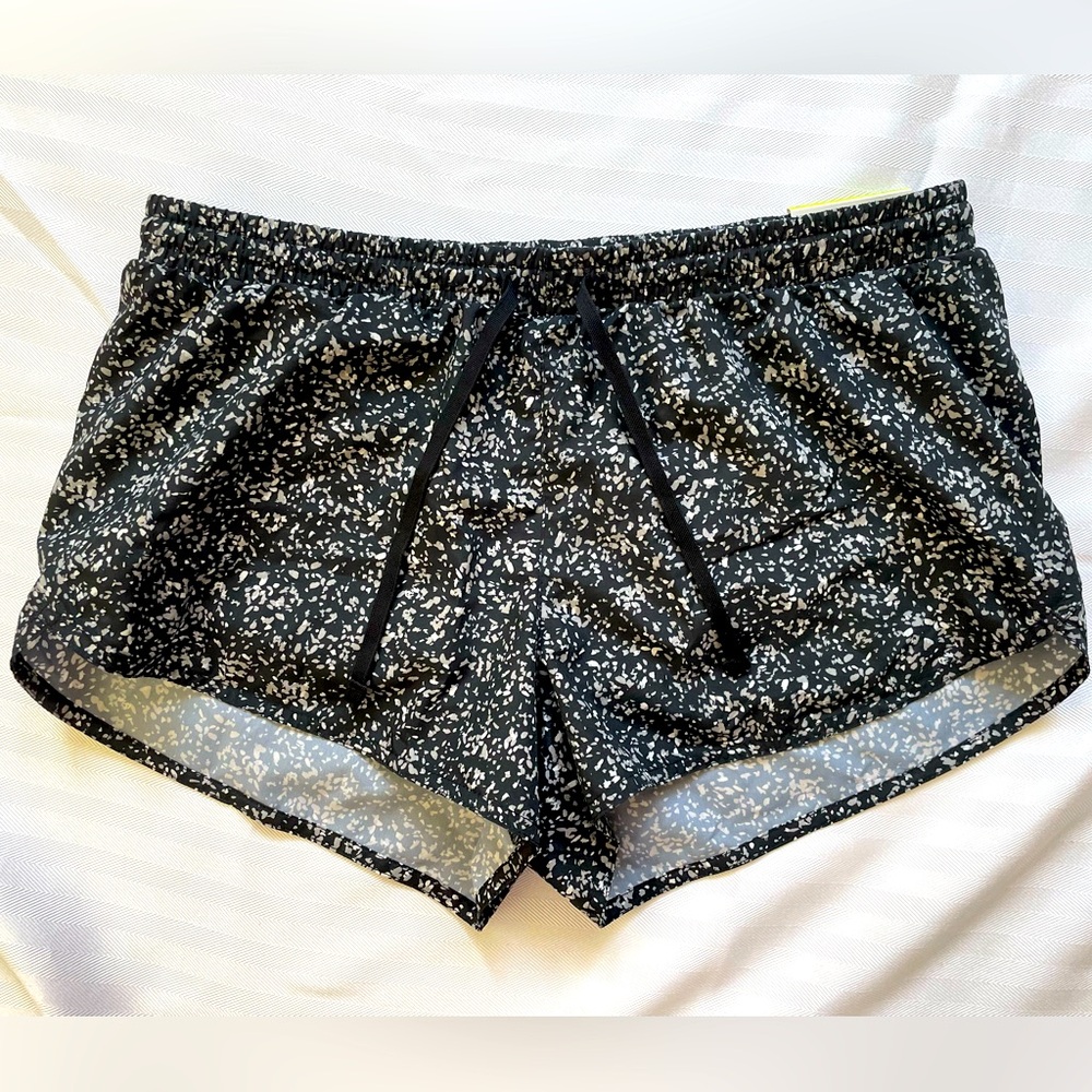 NWT Old Navy Women’s Performance Running Shorts Size Small